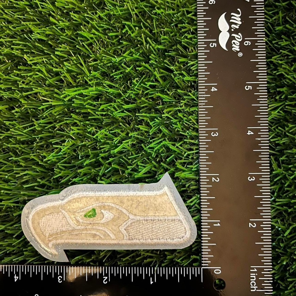 Seahawks patch - Picture 2 of 2